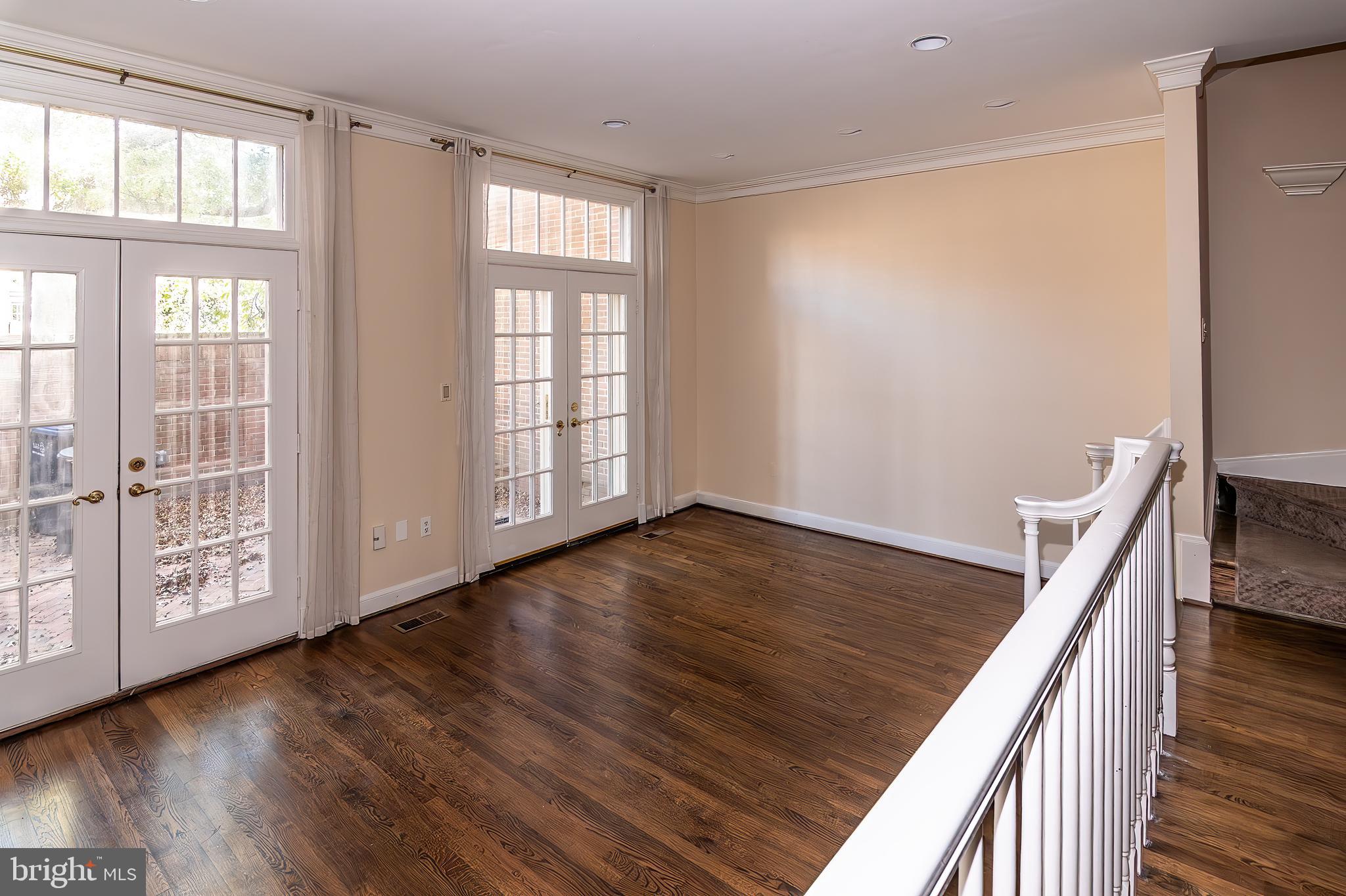 4357 Westover PLACE NW