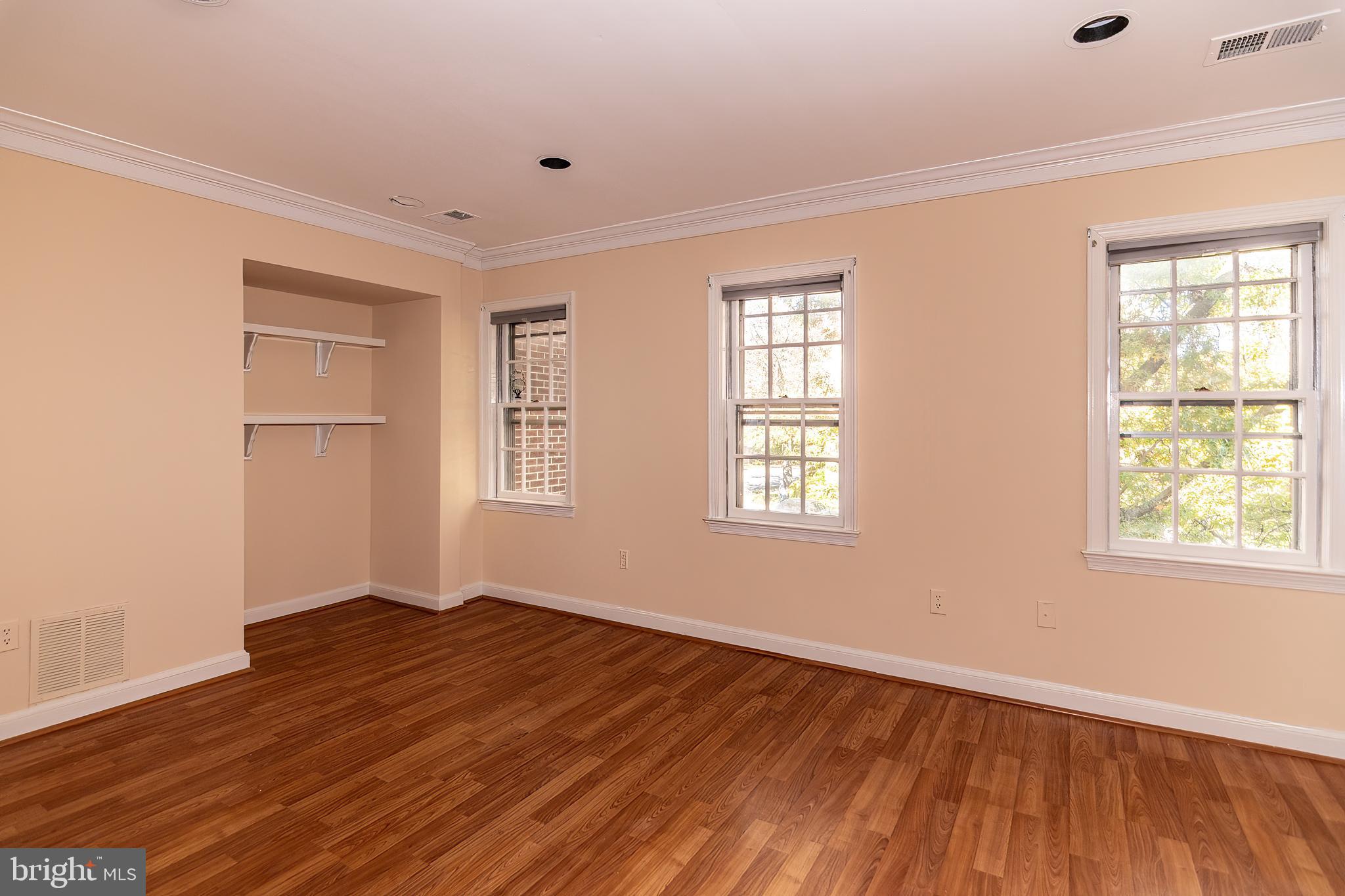 4357 Westover PLACE NW