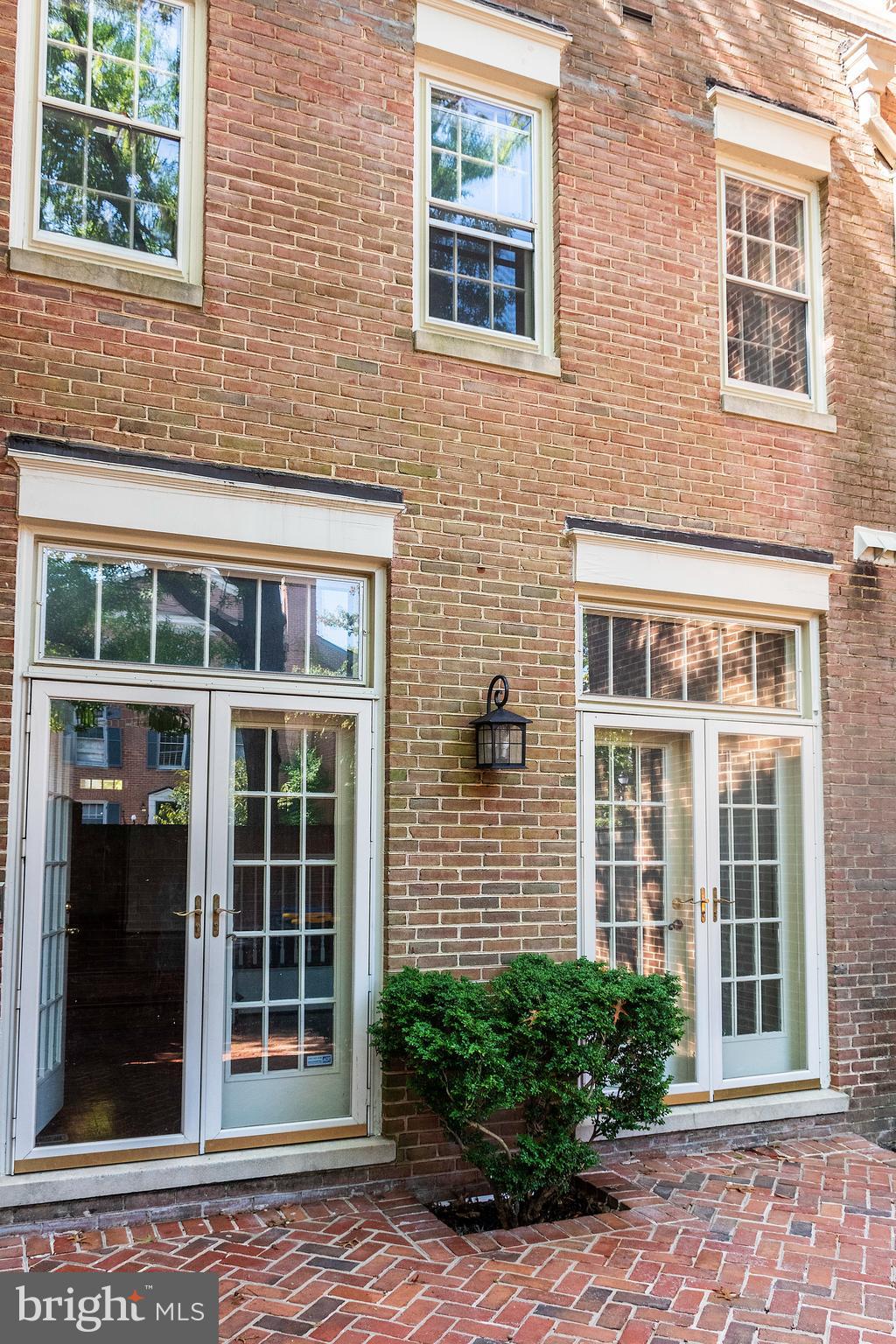 4357 Westover PLACE NW