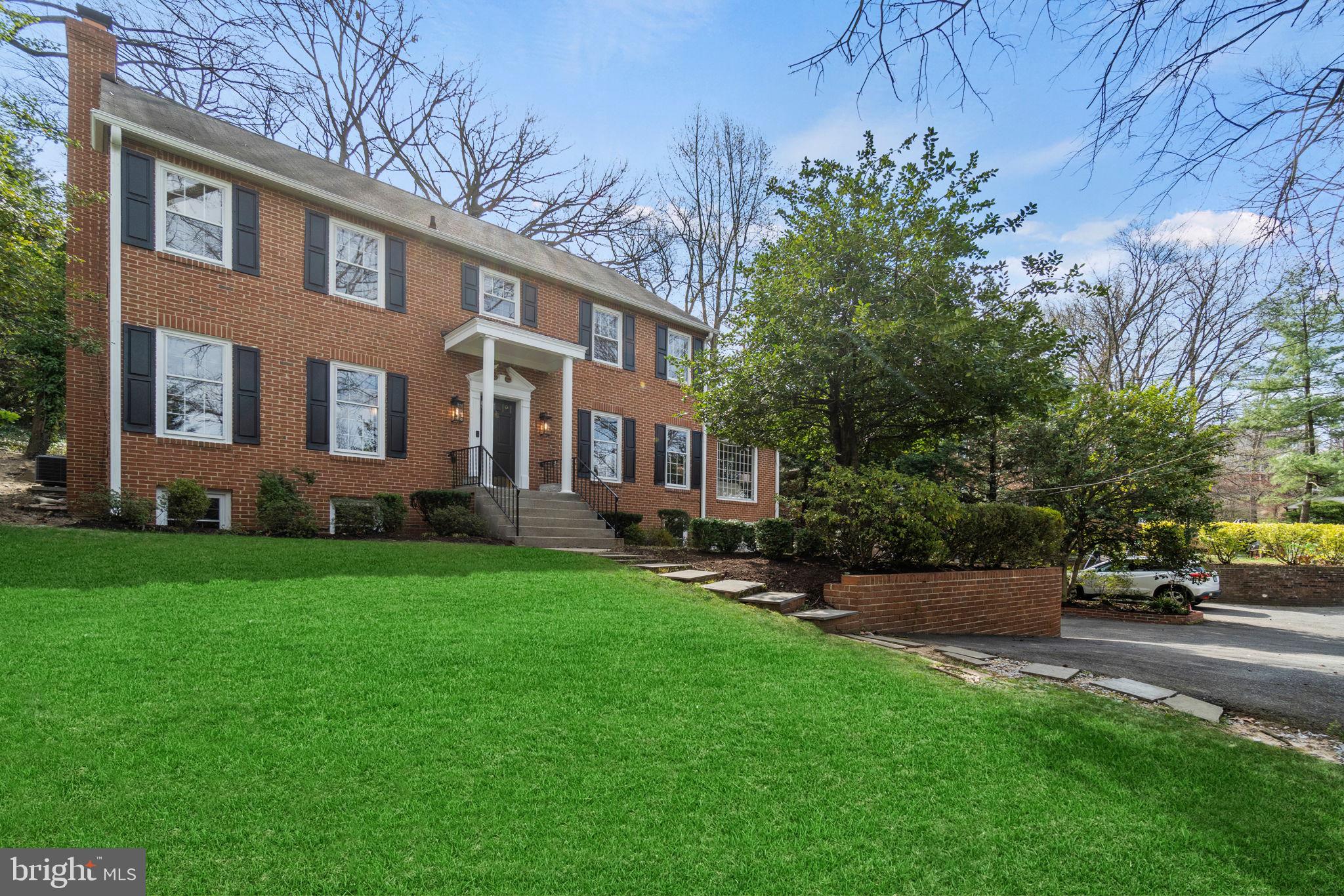1721 Army Navy Dr