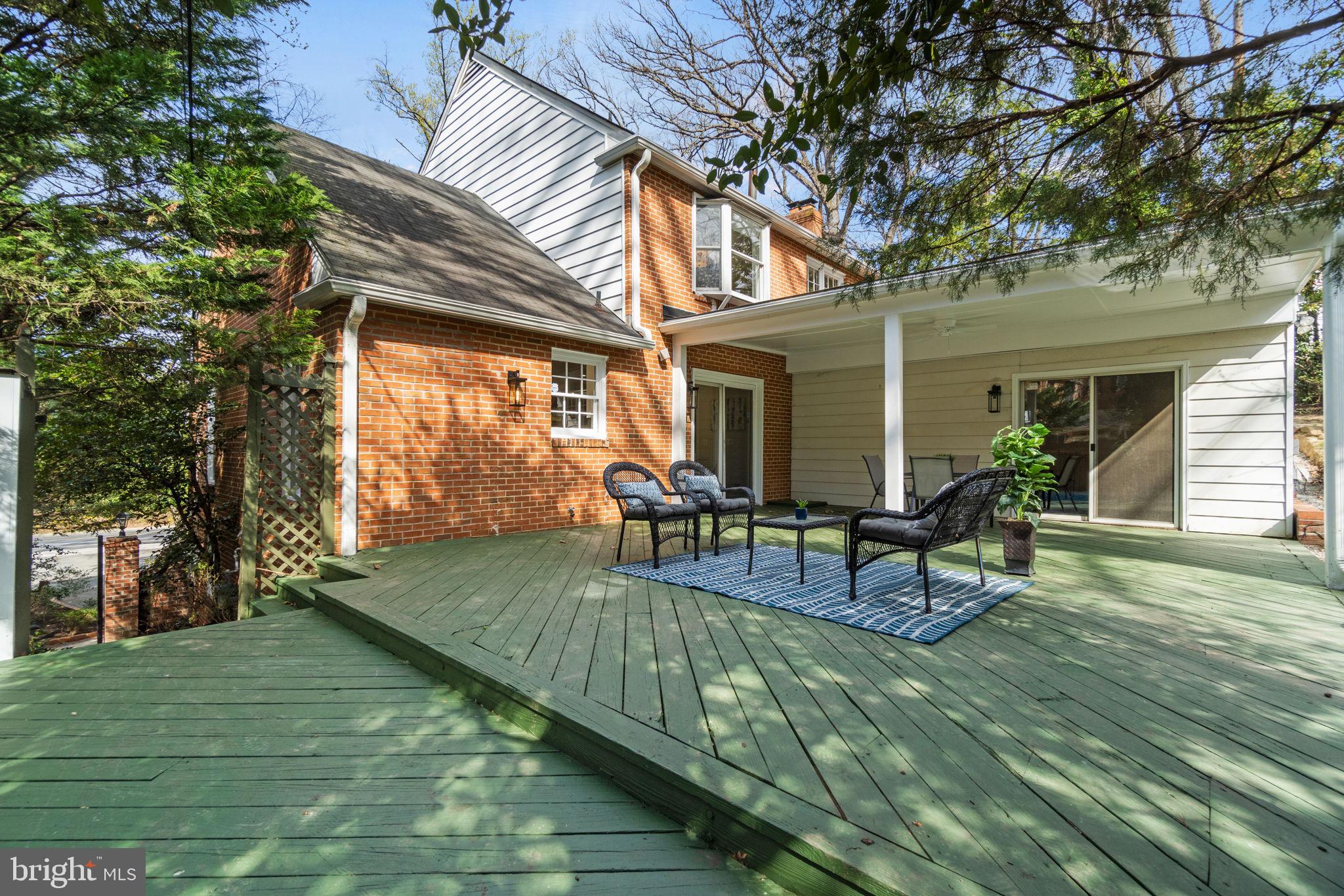 1721 Army Navy Dr