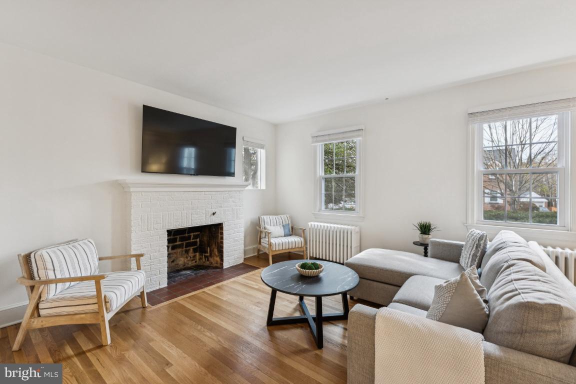 425 N NORWOOD STREET