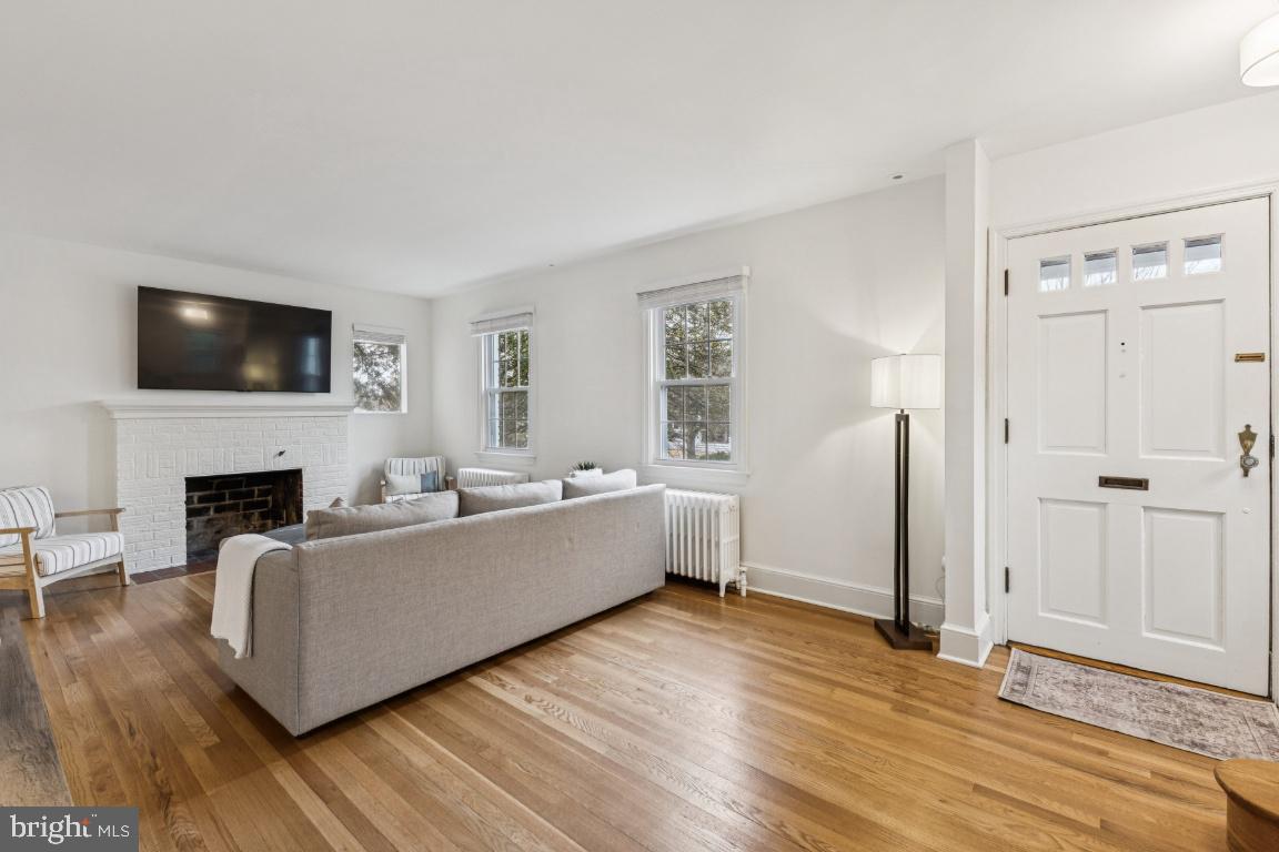 425 N NORWOOD STREET