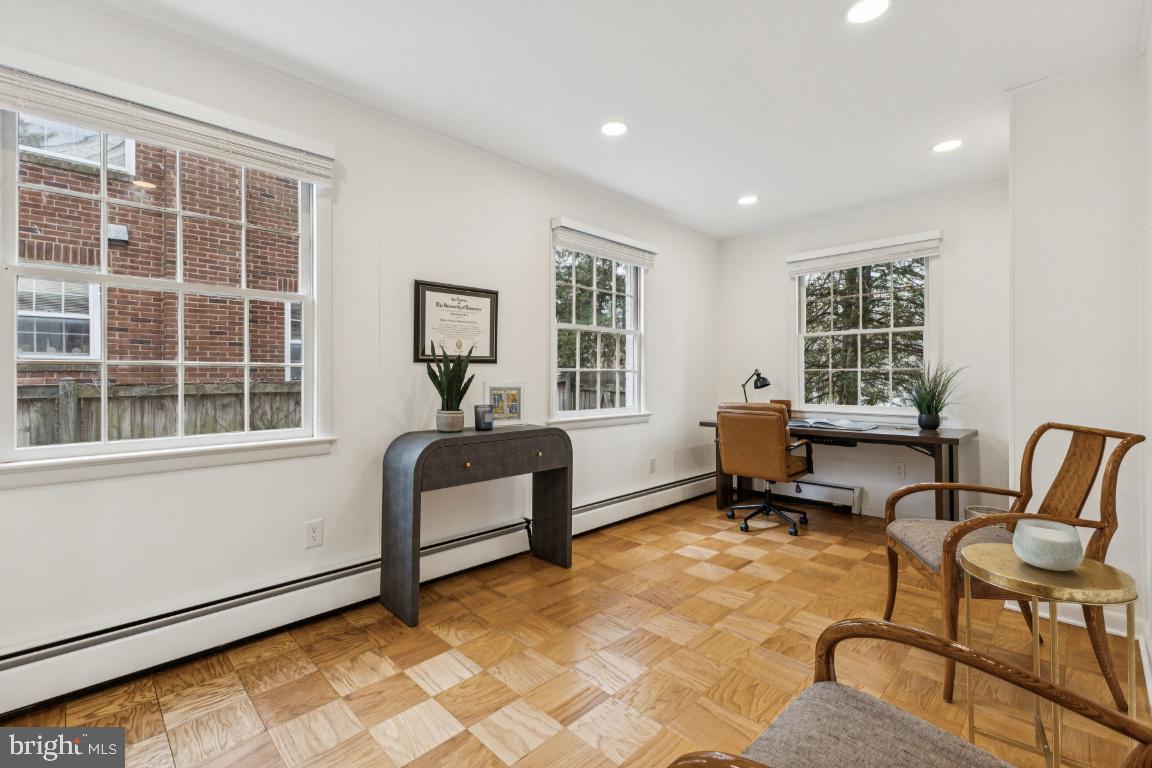 425 N NORWOOD STREET