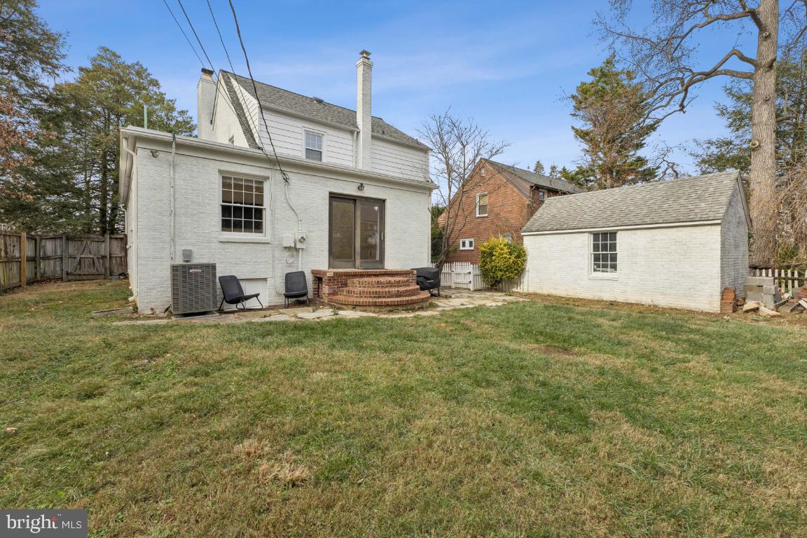 425 N NORWOOD STREET