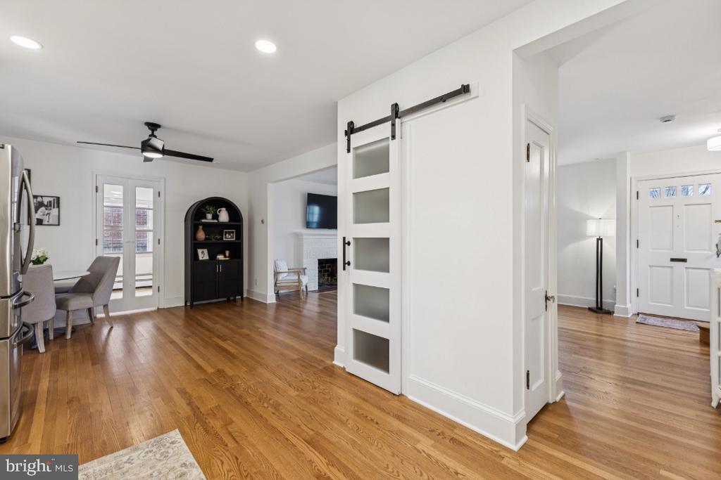 425 N NORWOOD STREET