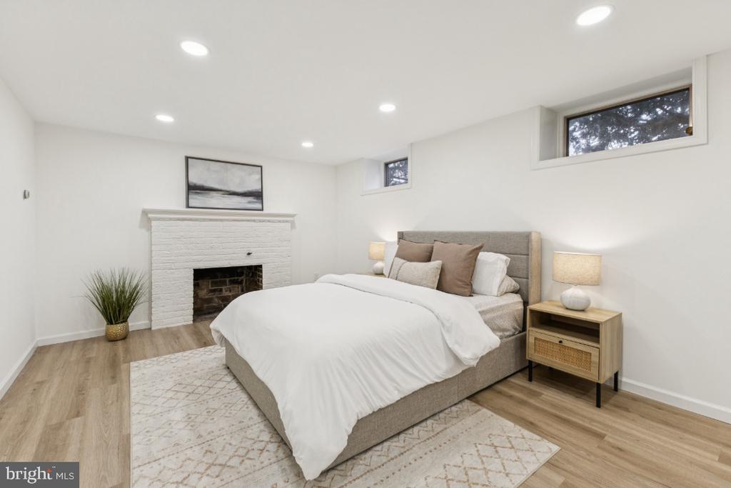 425 N NORWOOD STREET