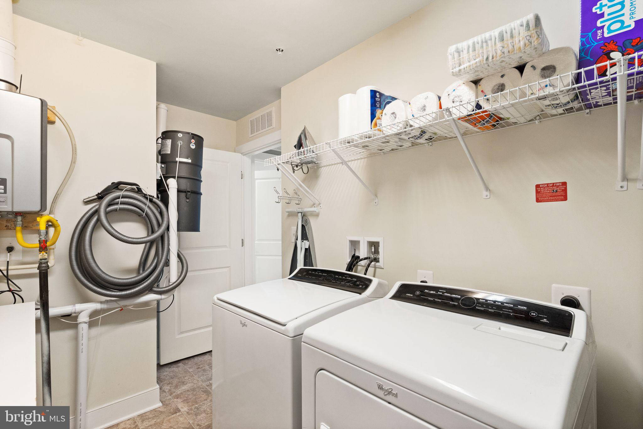 1318 van Valkenburgh LANE