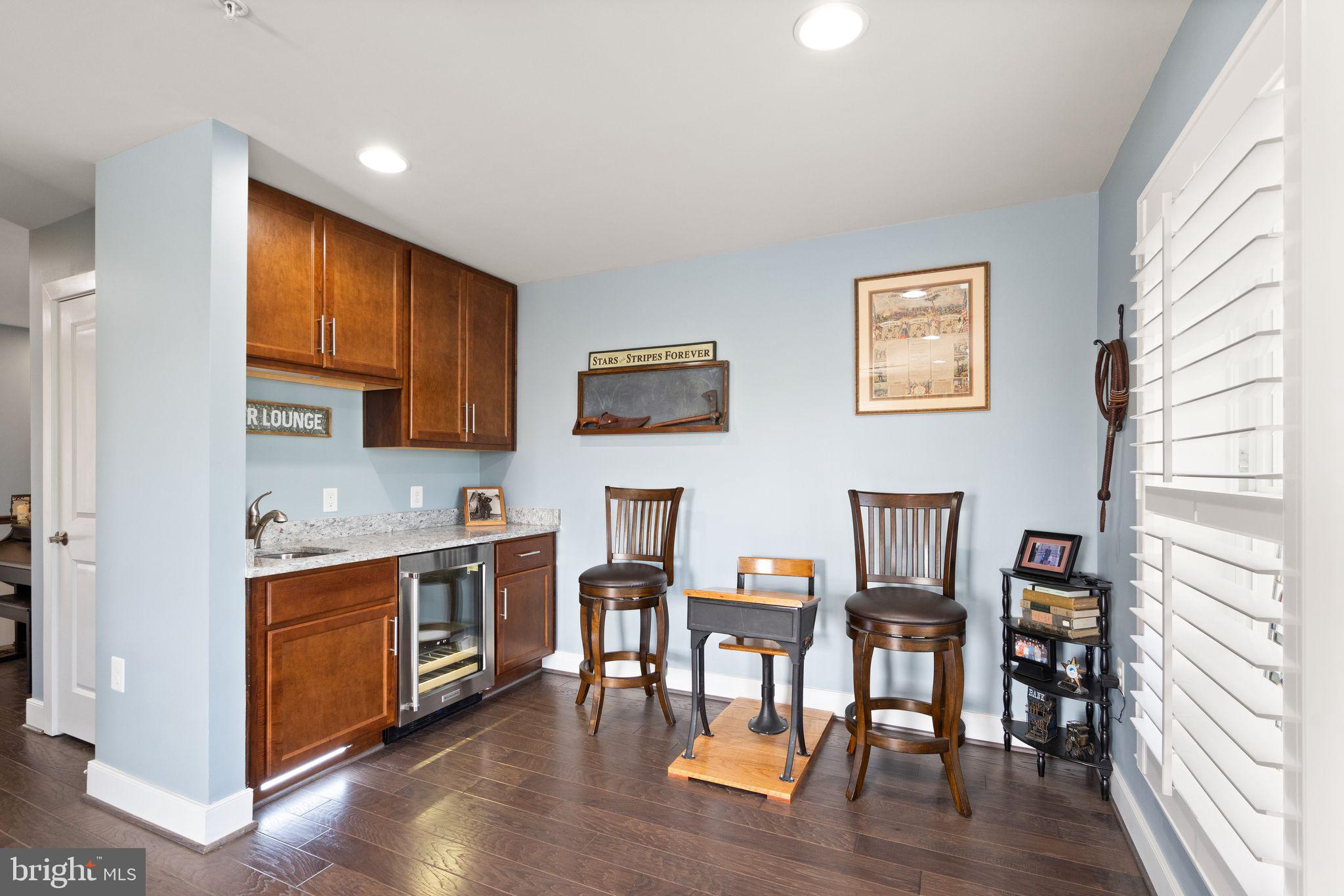 1318 van Valkenburgh LANE