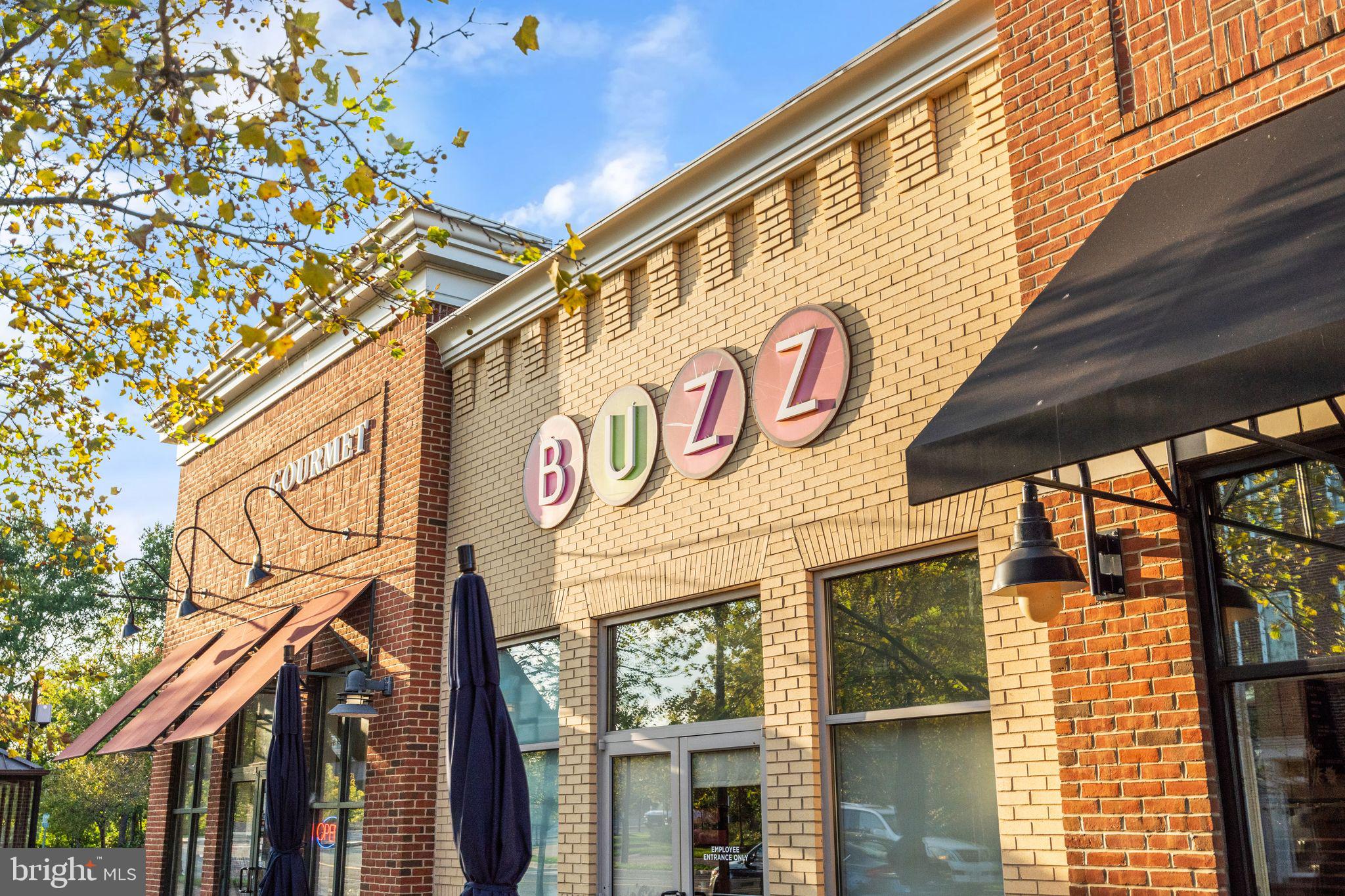 1318 van Valkenburgh LANE