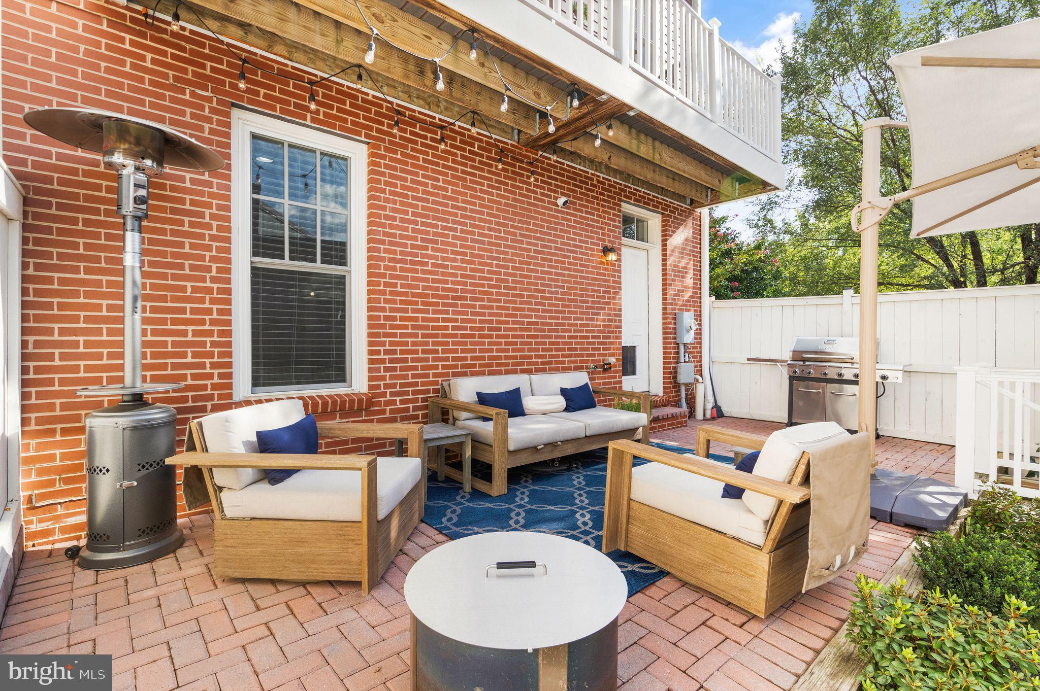 1318 van Valkenburgh LANE