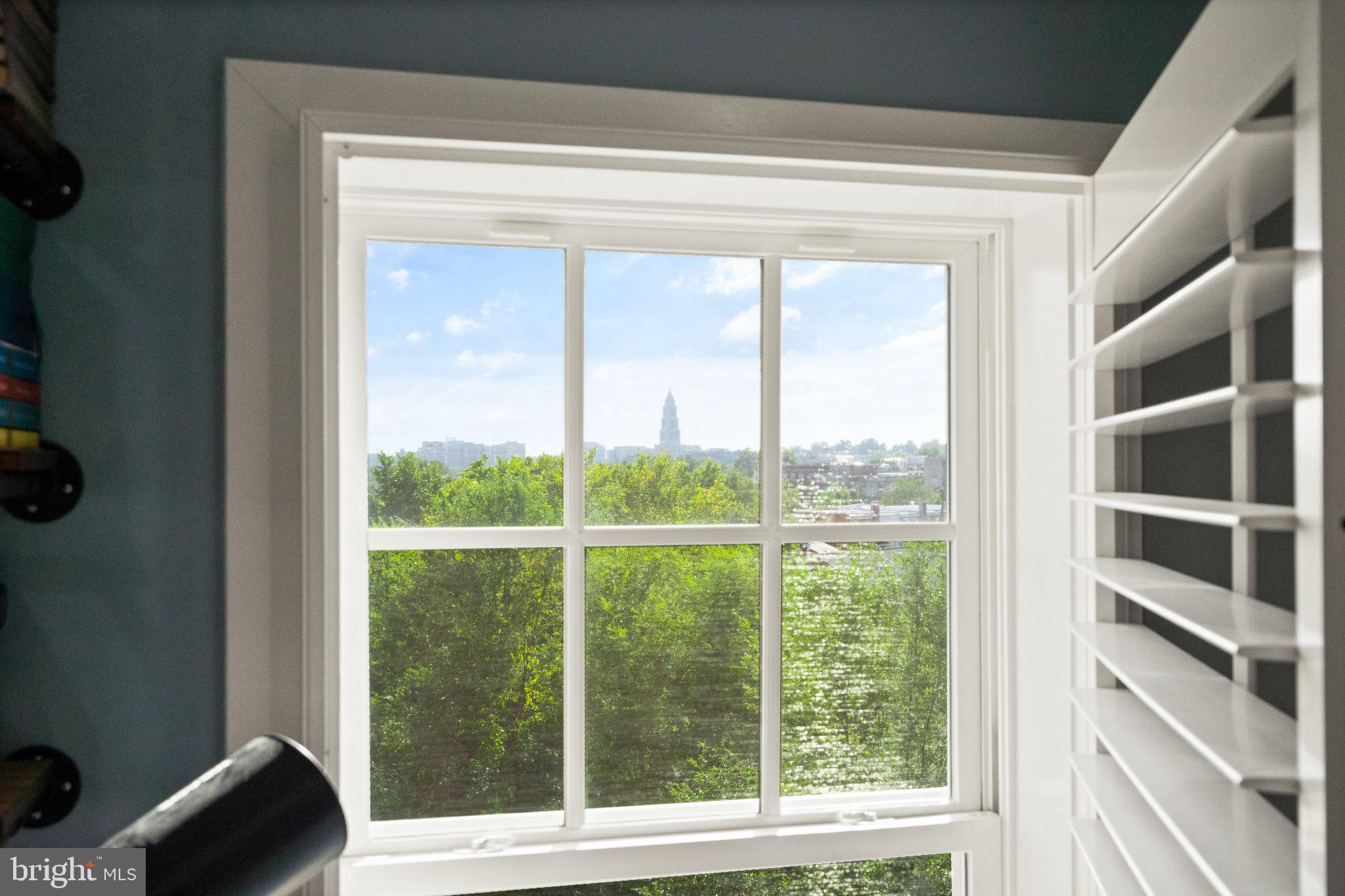 1318 van Valkenburgh LANE