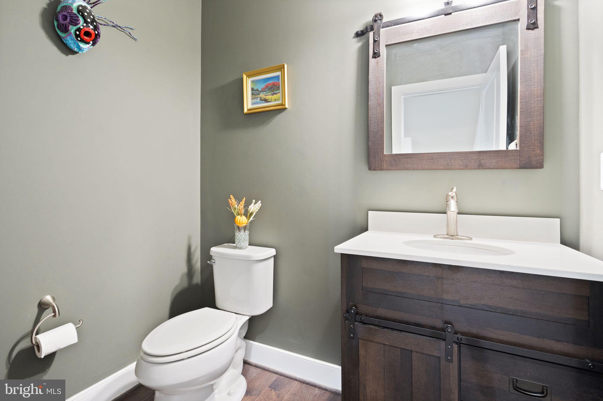 1318 van Valkenburgh LANE