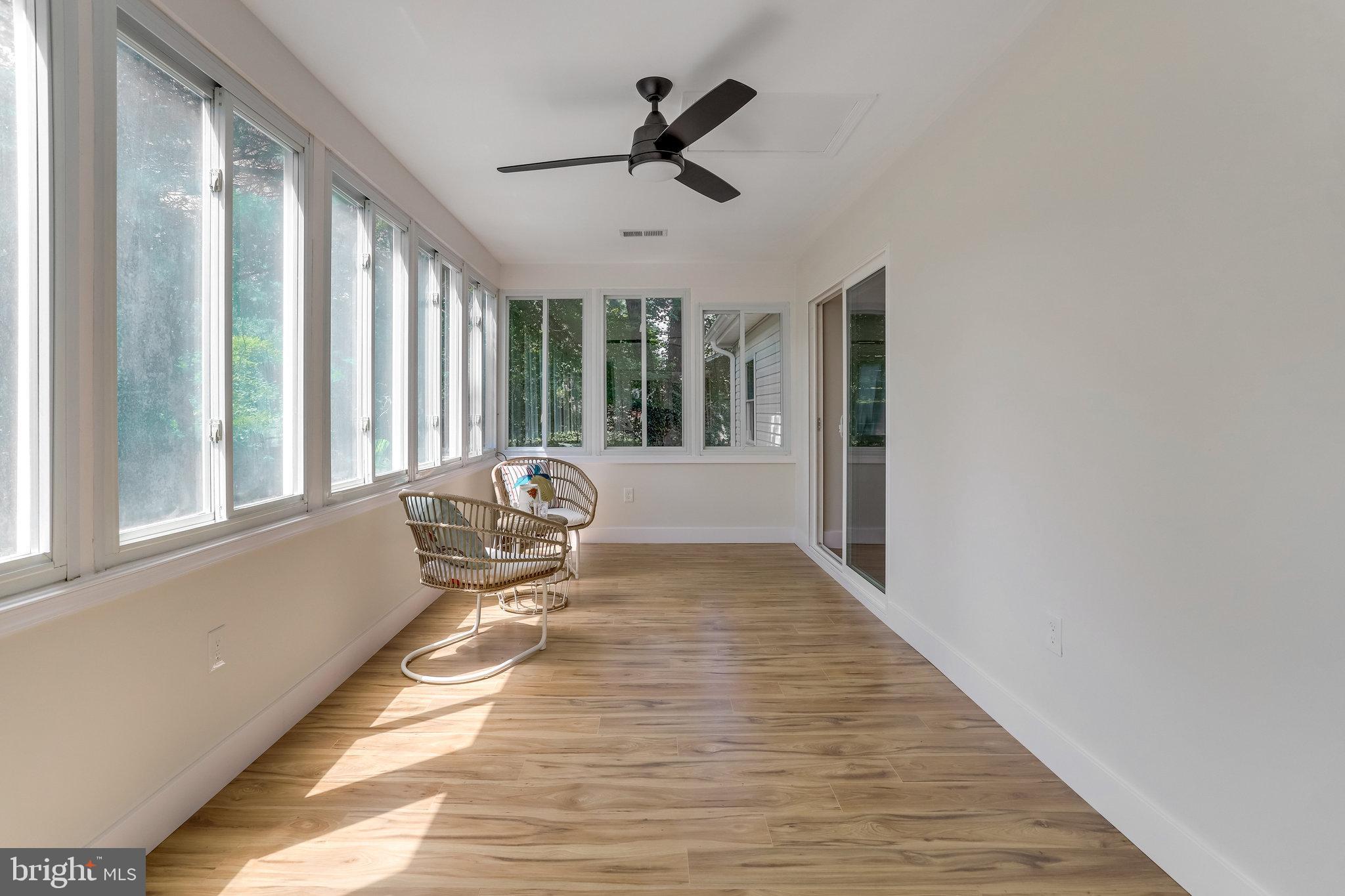 6203 CRESTWOOD DRIVE