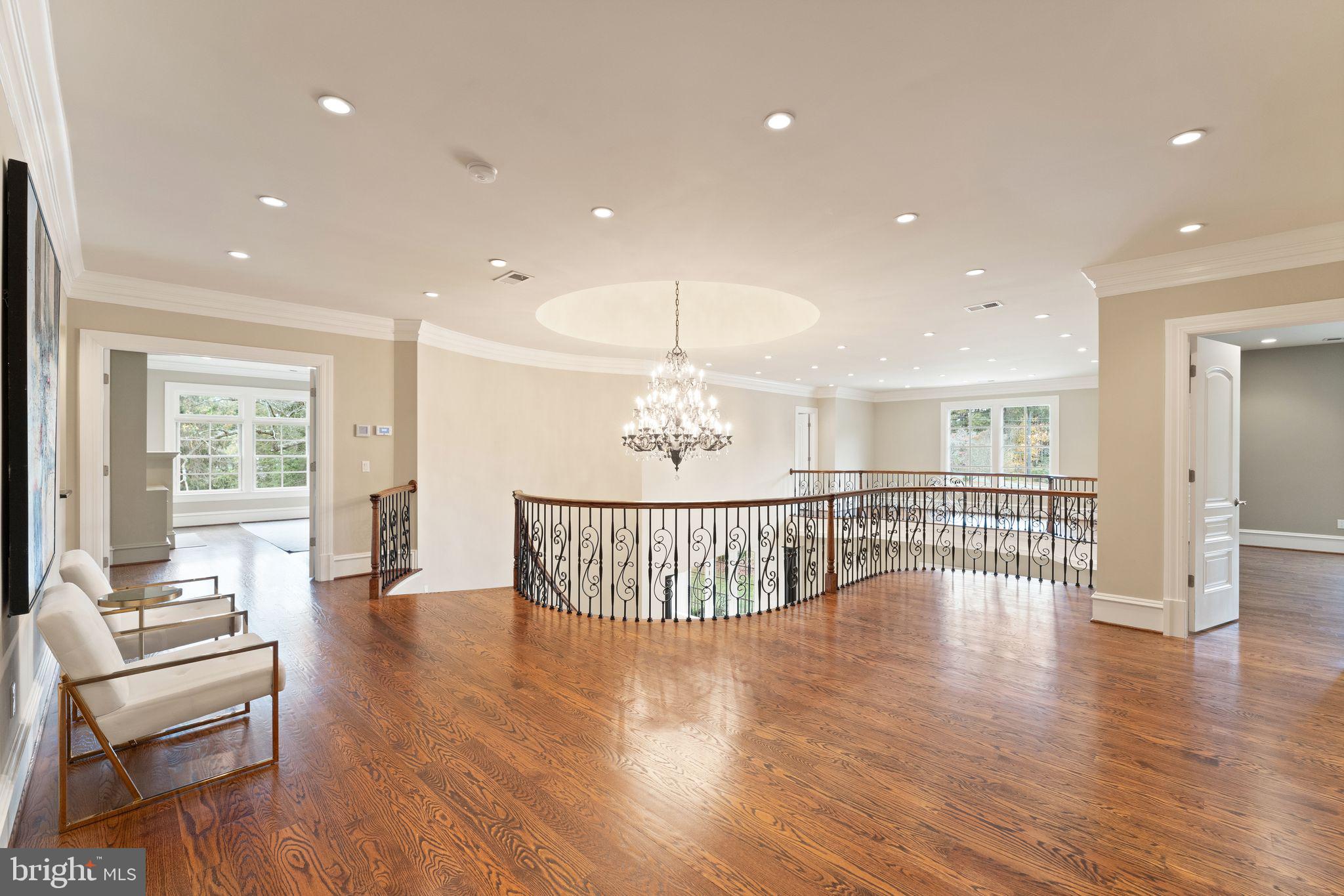 1105 Towlston ROAD