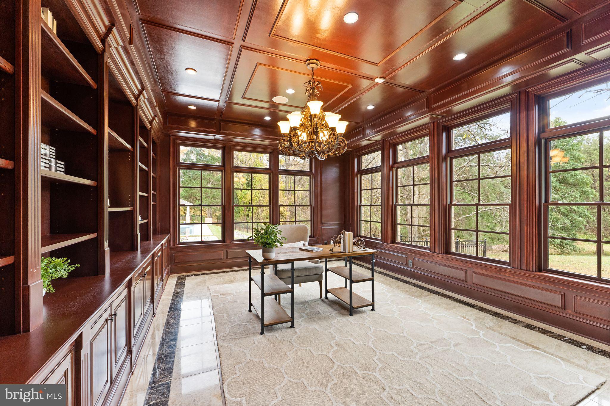 1105 Towlston ROAD