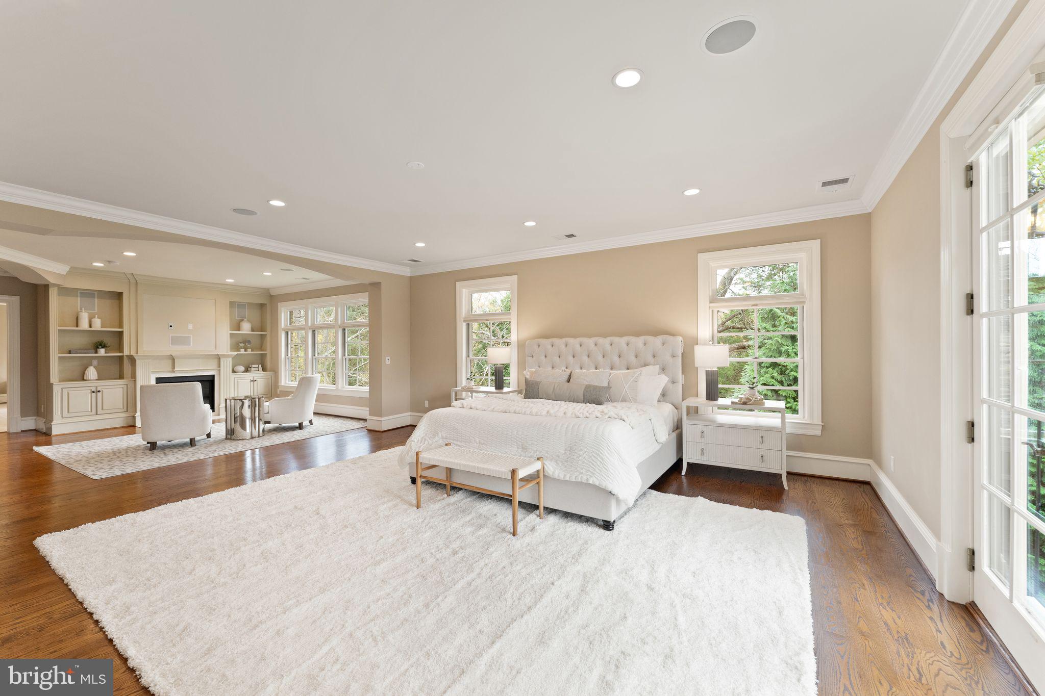 1105 Towlston ROAD