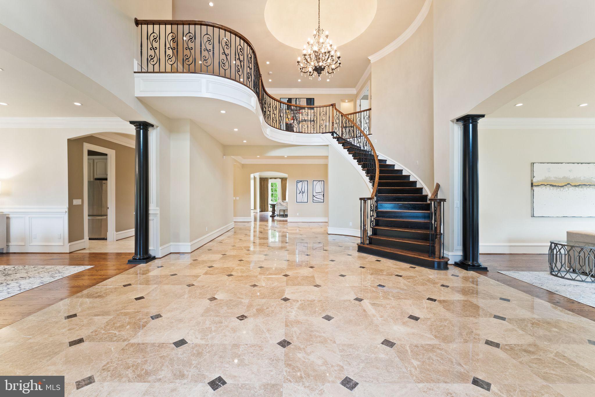1105 Towlston ROAD