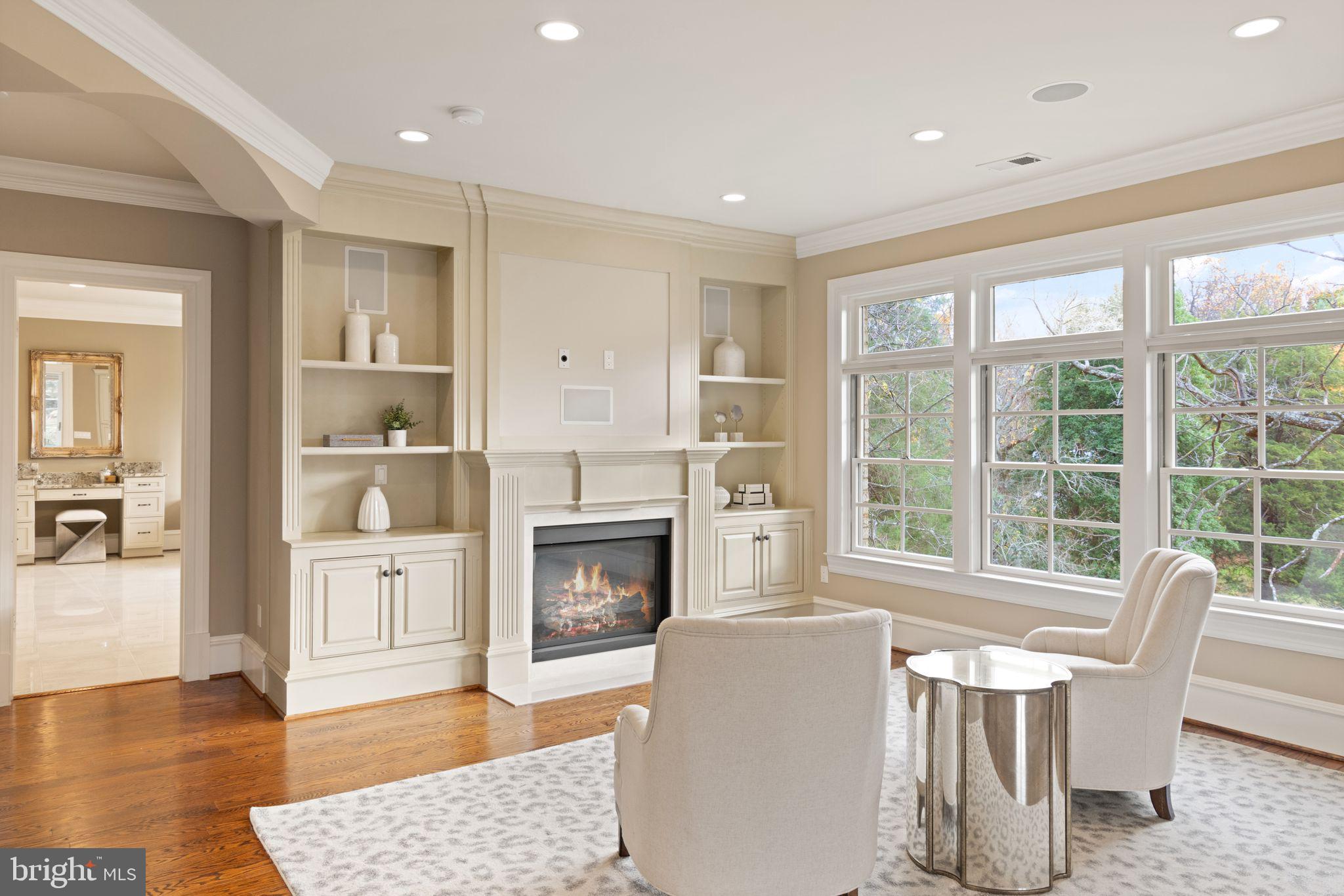 1105 Towlston ROAD