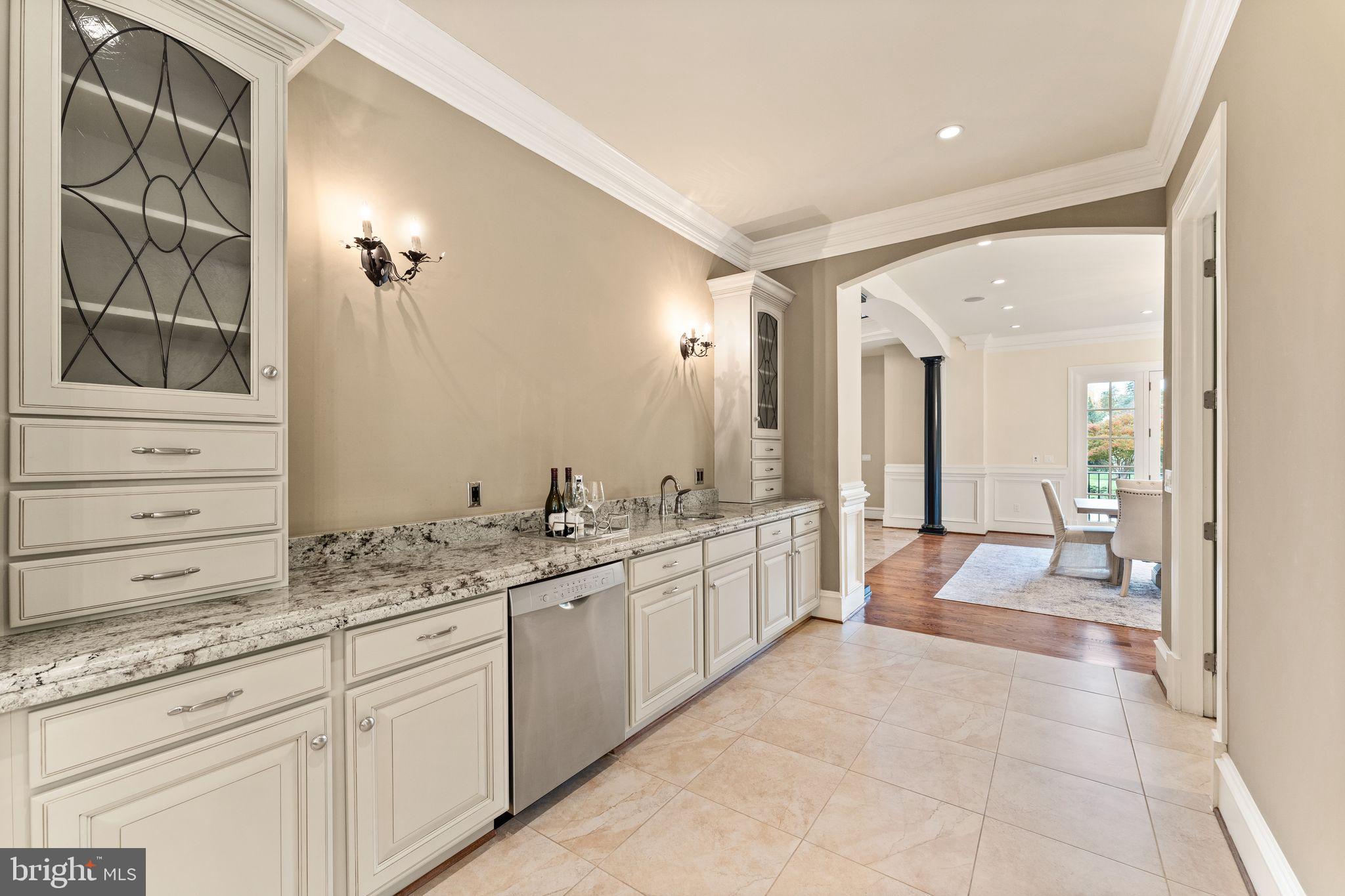 1105 Towlston ROAD