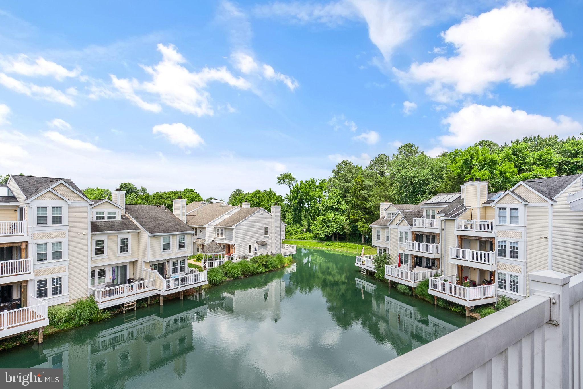 3355 Lakeside View Dr #8-4