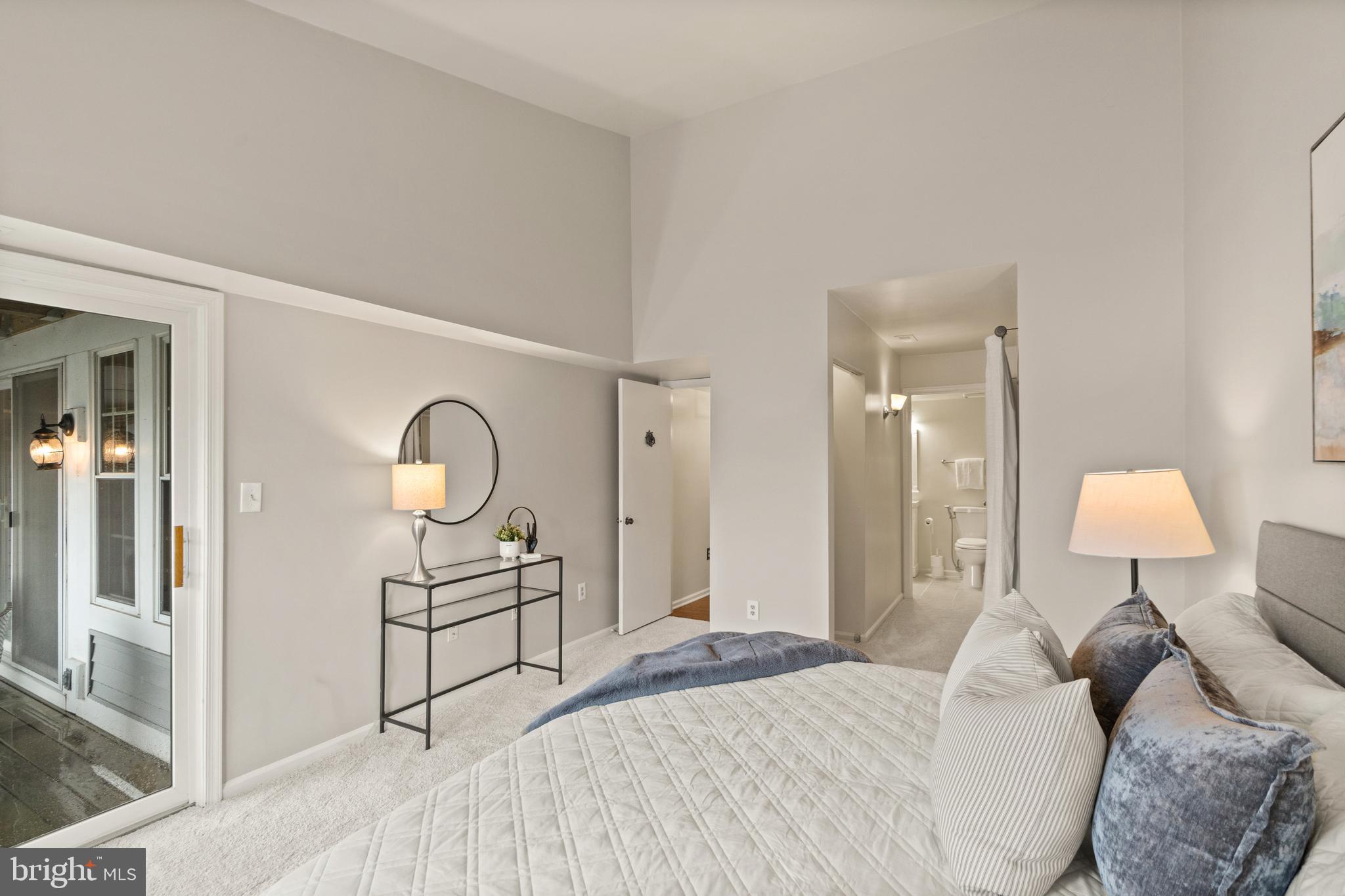 3355 Lakeside View Dr #8-4