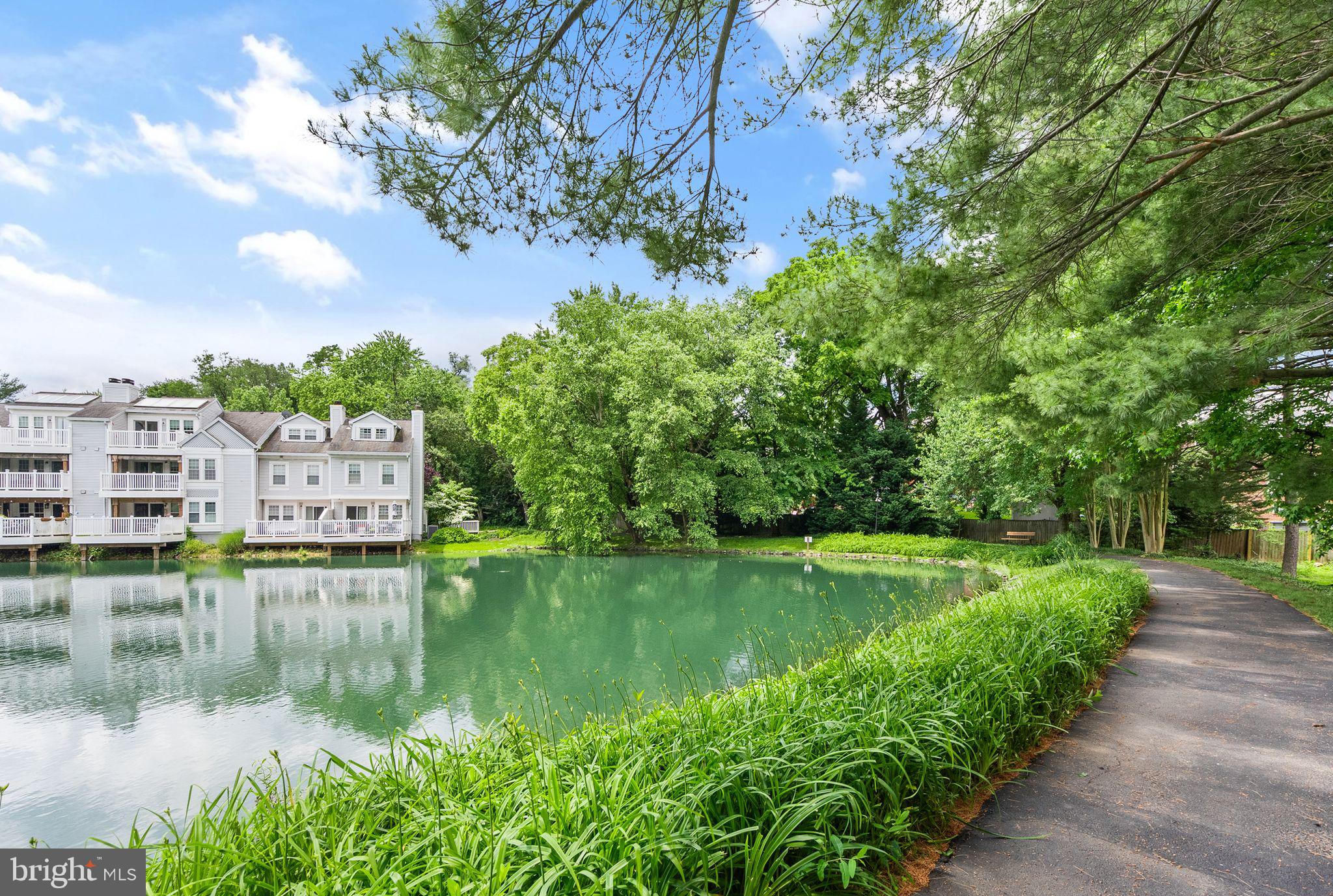 3355 Lakeside View Dr #8-4