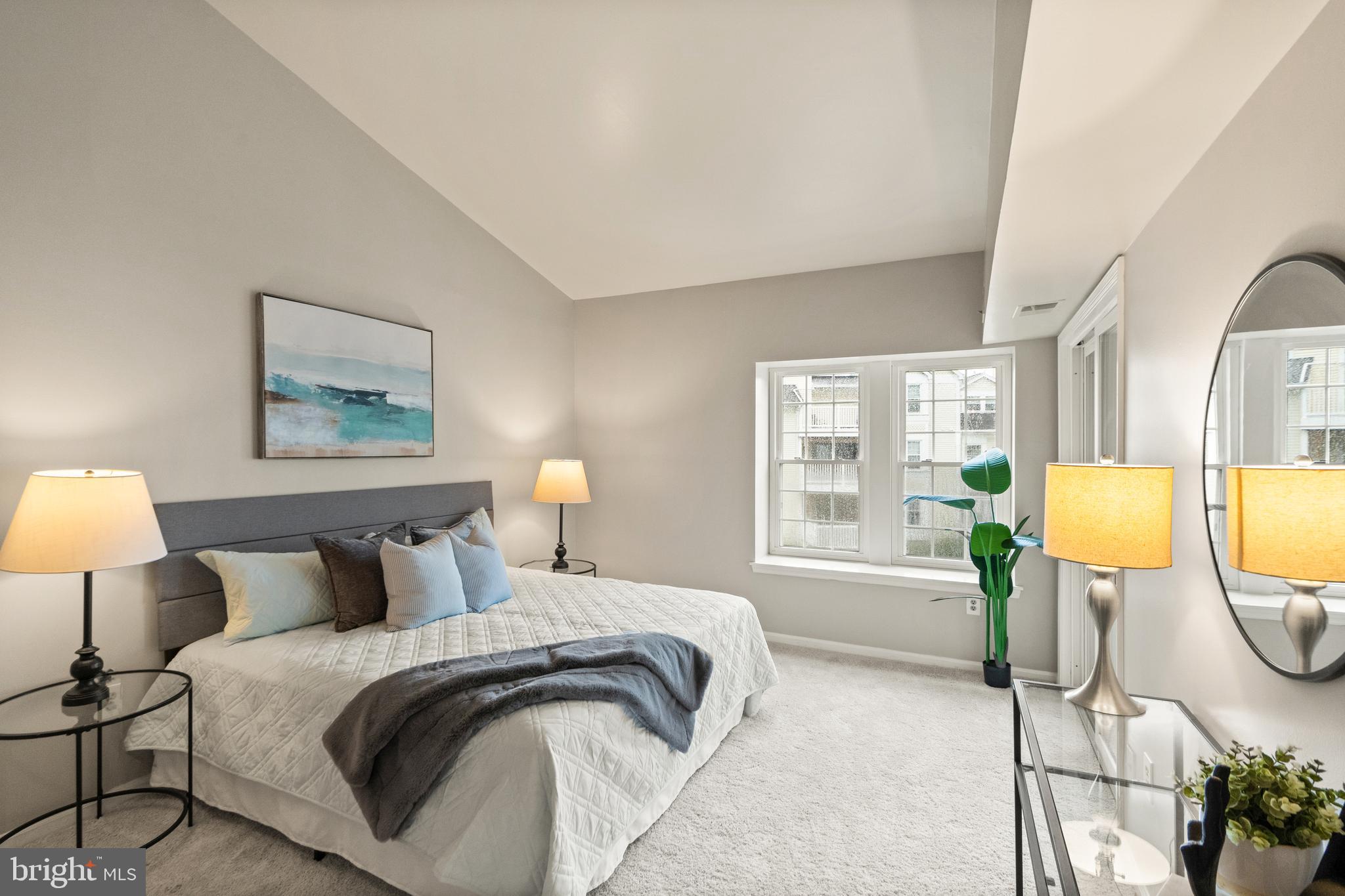 3355 Lakeside View Dr #8-4