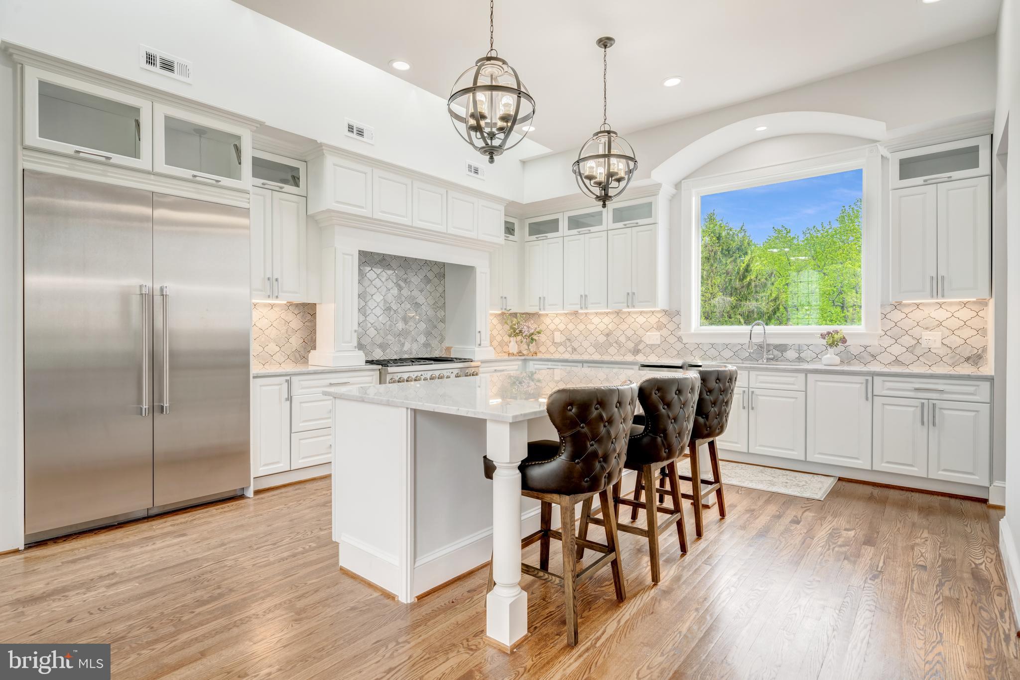 1111 TOWLSTON RD