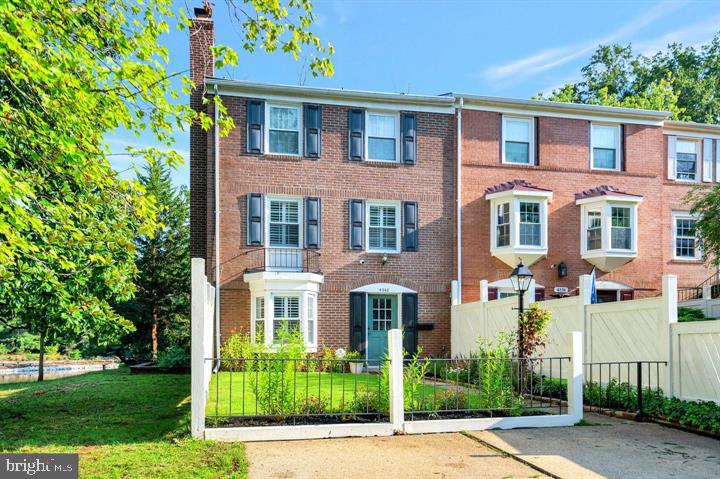 4340 Birchlake Ct