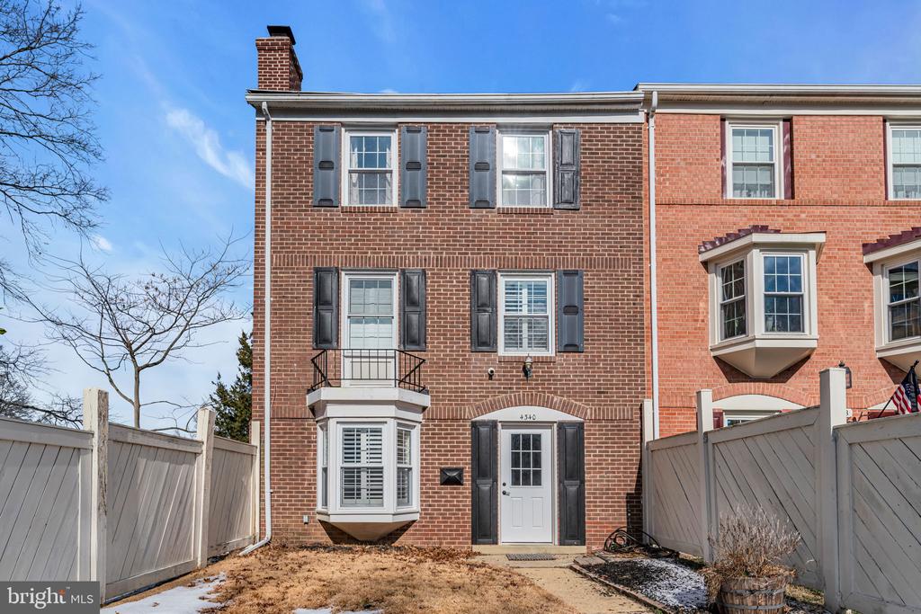 4340 Birchlake Ct