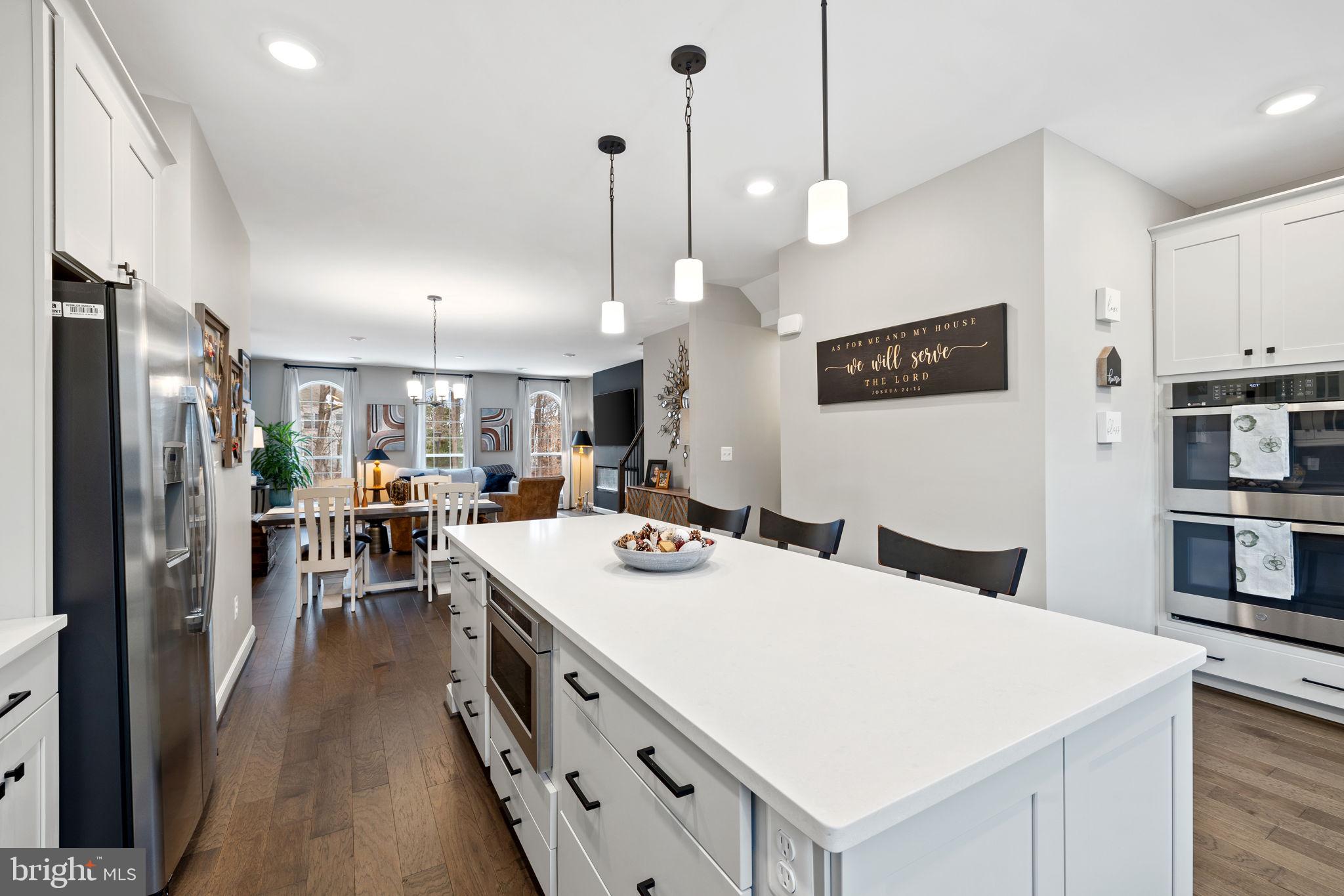 4386 Fair Lakes Ct