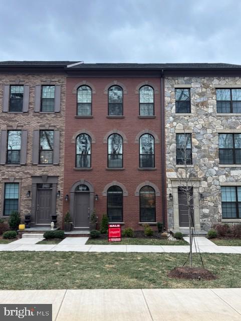 4386 Fair Lakes Ct