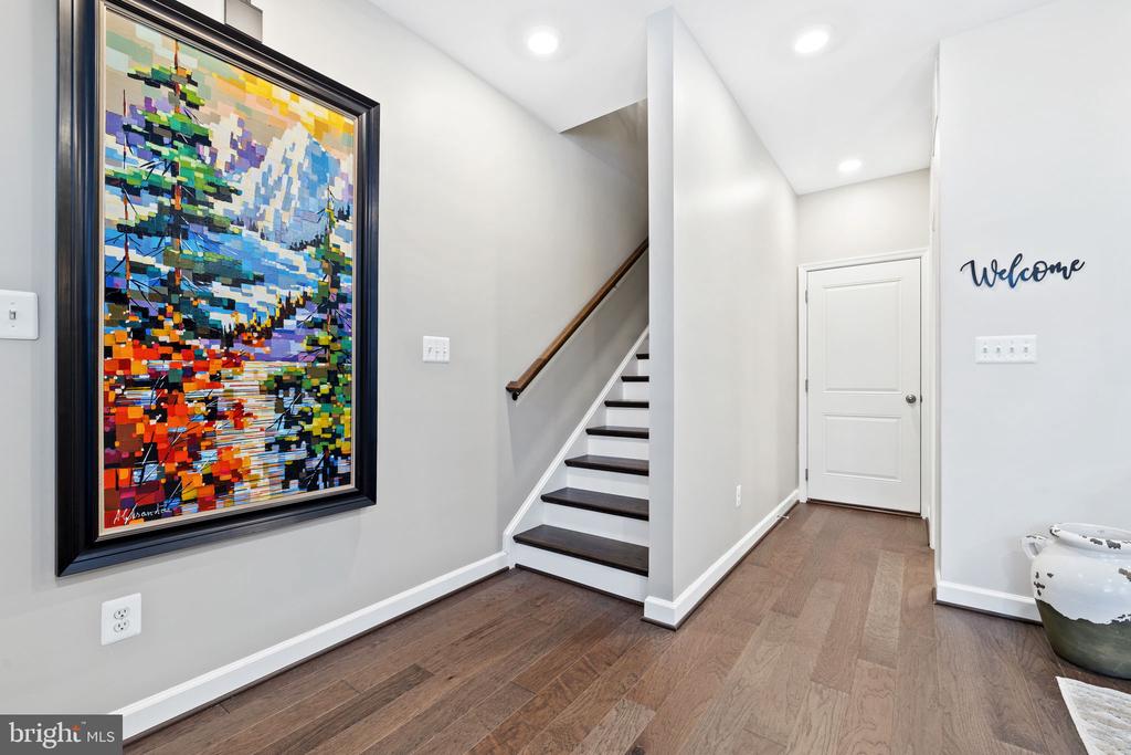 4386 Fair Lakes Ct