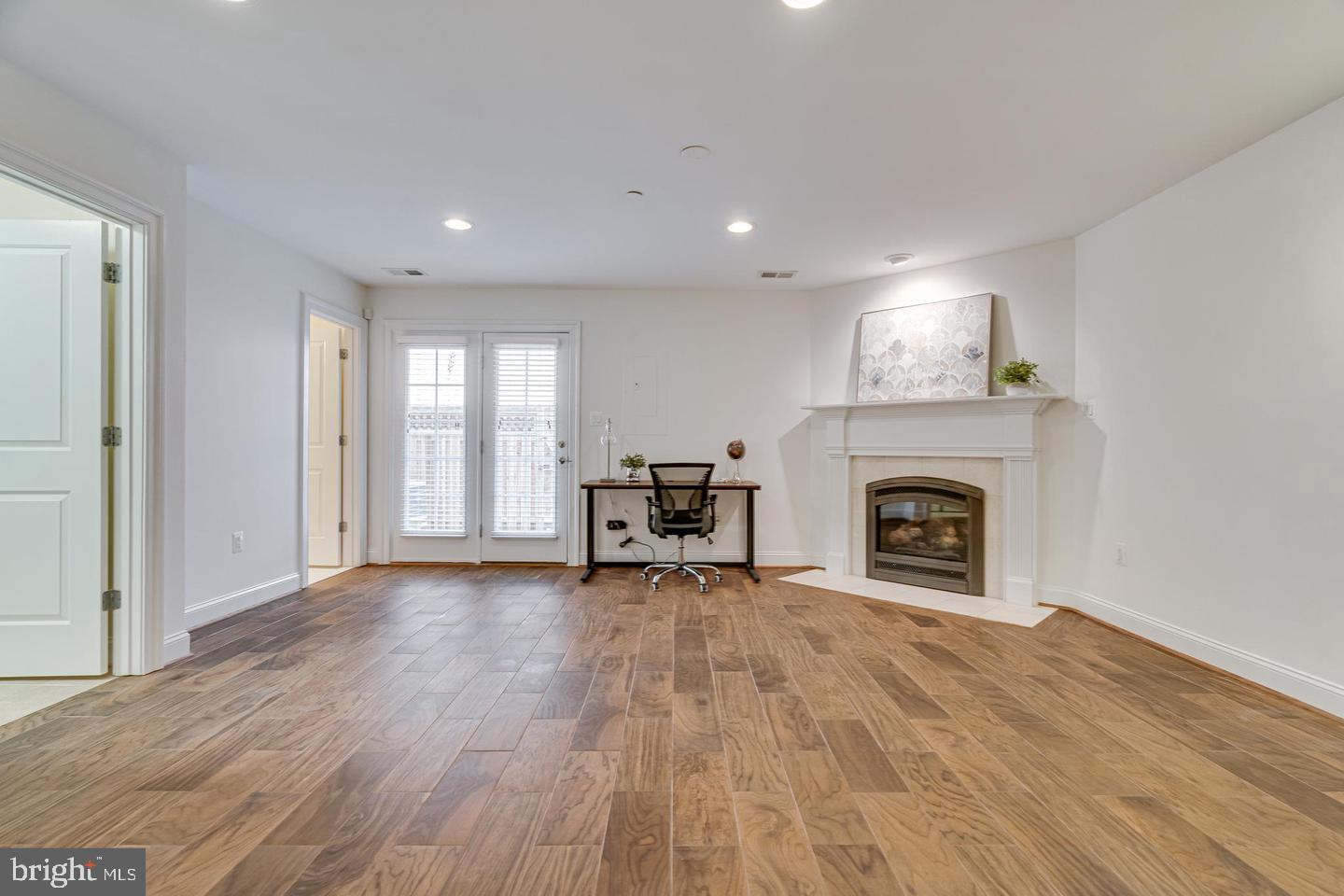 7008 EASTERN RED CEDAR LN