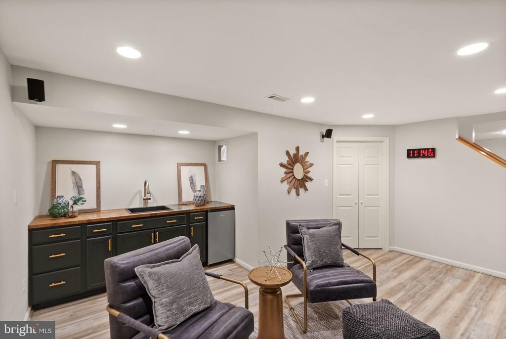 3303 Flintwood Ct