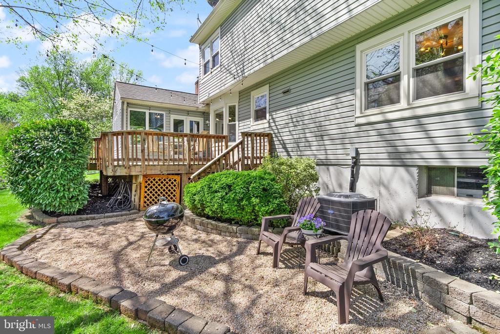 3303 Flintwood Ct