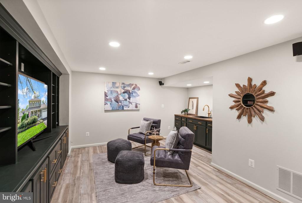 3303 Flintwood Ct