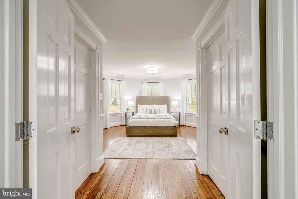 1111 TOWLSTON ROAD