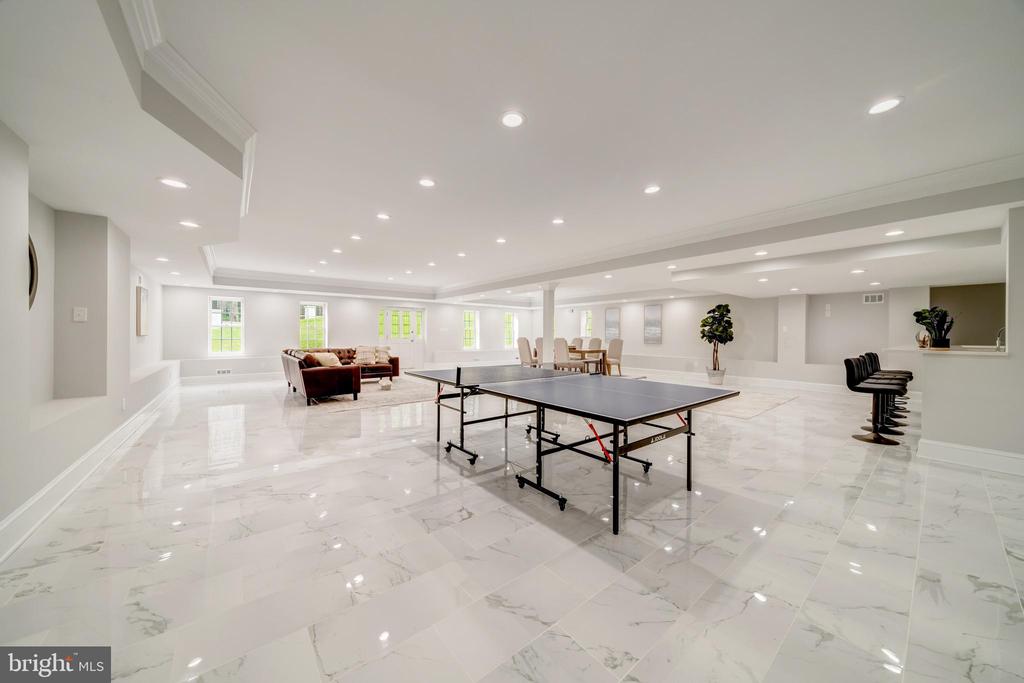 1111 TOWLSTON ROAD