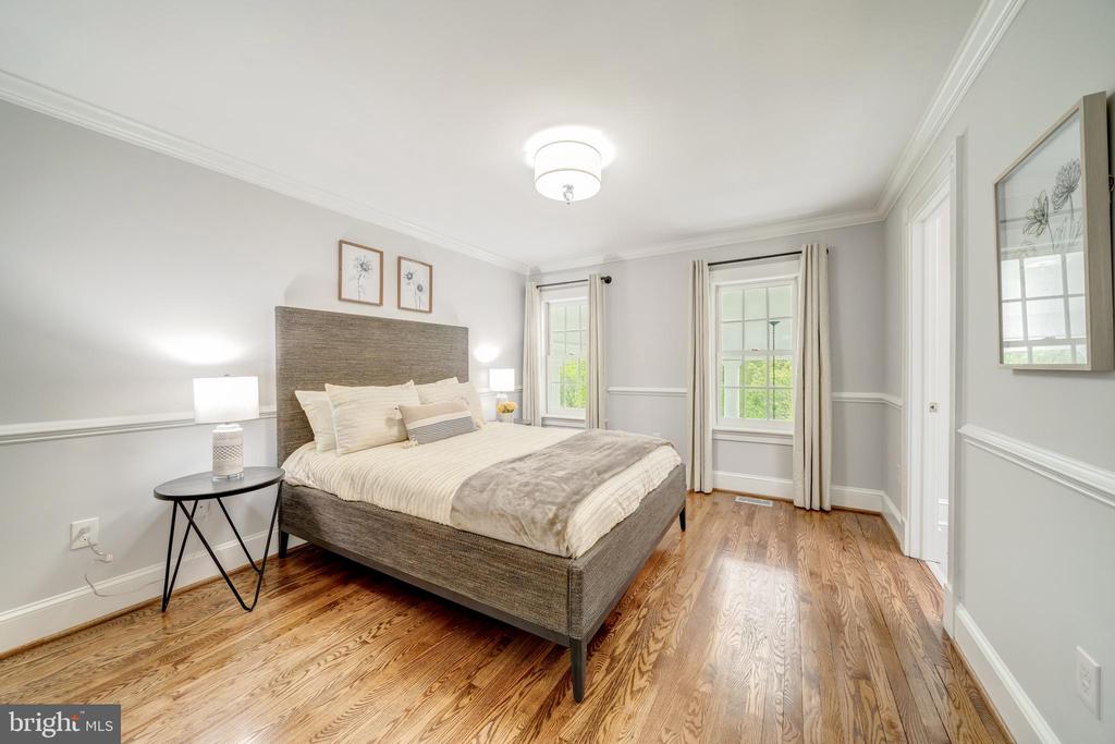 1111 TOWLSTON ROAD