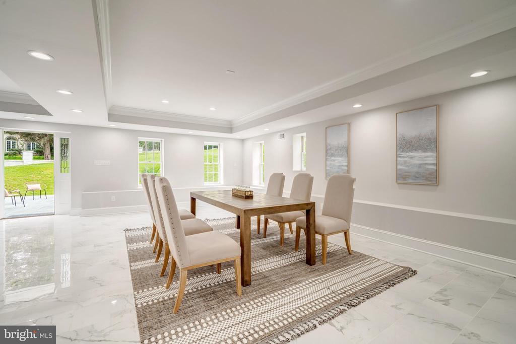 1111 TOWLSTON ROAD
