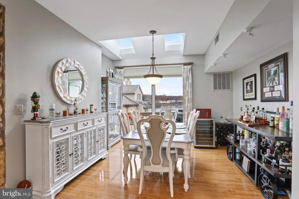11218 HARBOR COURT