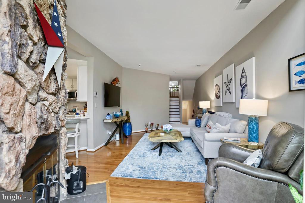 11218 HARBOR COURT
