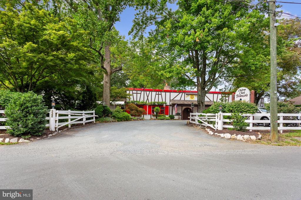 9200 RIPPLE BROOK ROAD