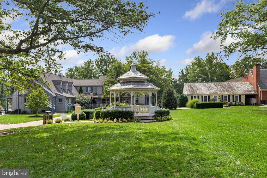 9200 RIPPLE BROOK ROAD