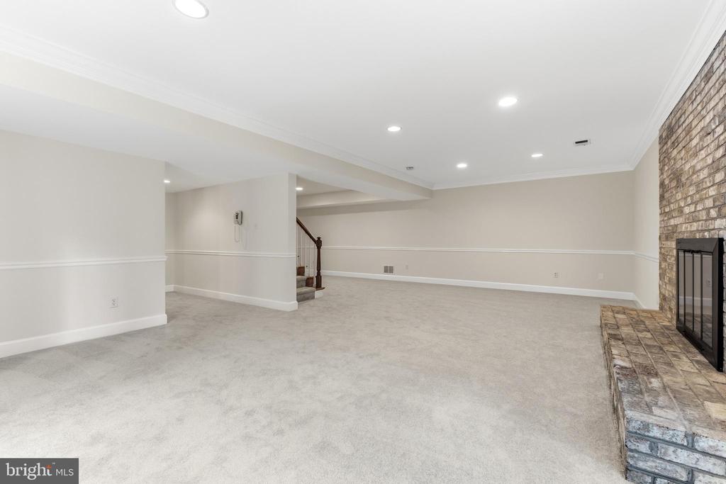 9200 RIPPLE BROOK ROAD