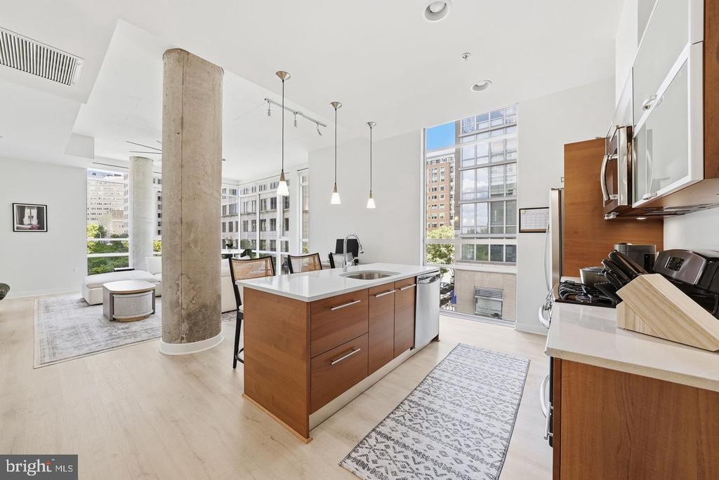 12025 NEW DOMINION PARKWAY Unit: 313