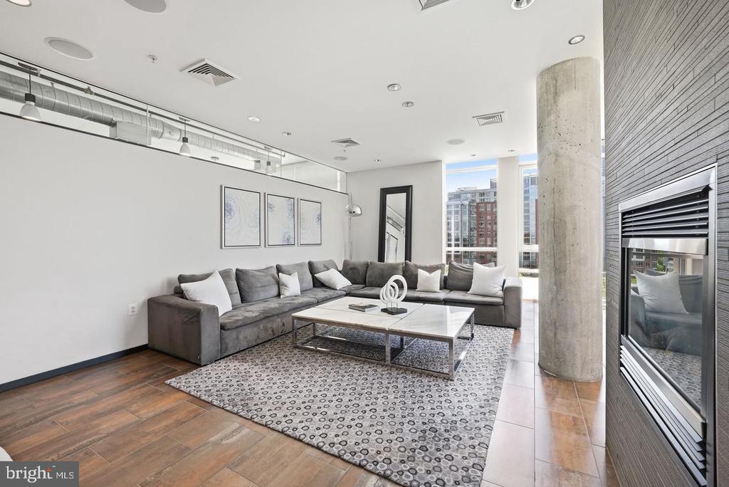 12025 NEW DOMINION PARKWAY Unit: 313