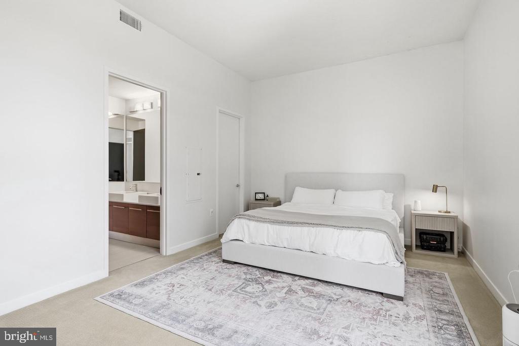 12025 NEW DOMINION PARKWAY Unit: 313